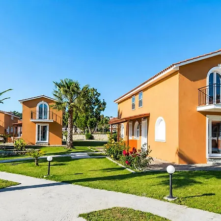 Lägenhet Fully Renovated Two Bedroom Luxury By Bessie's Village Svoronata